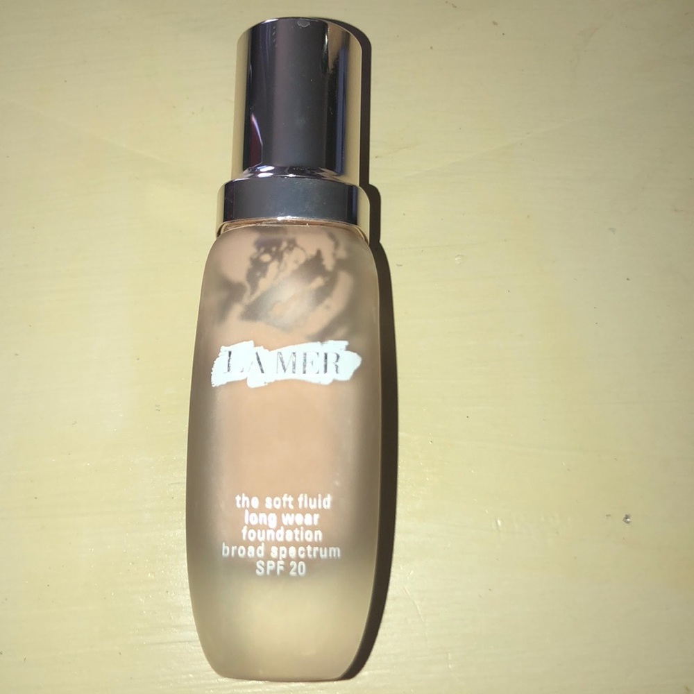 La Mer Soft Fluid Long Wear Foundation